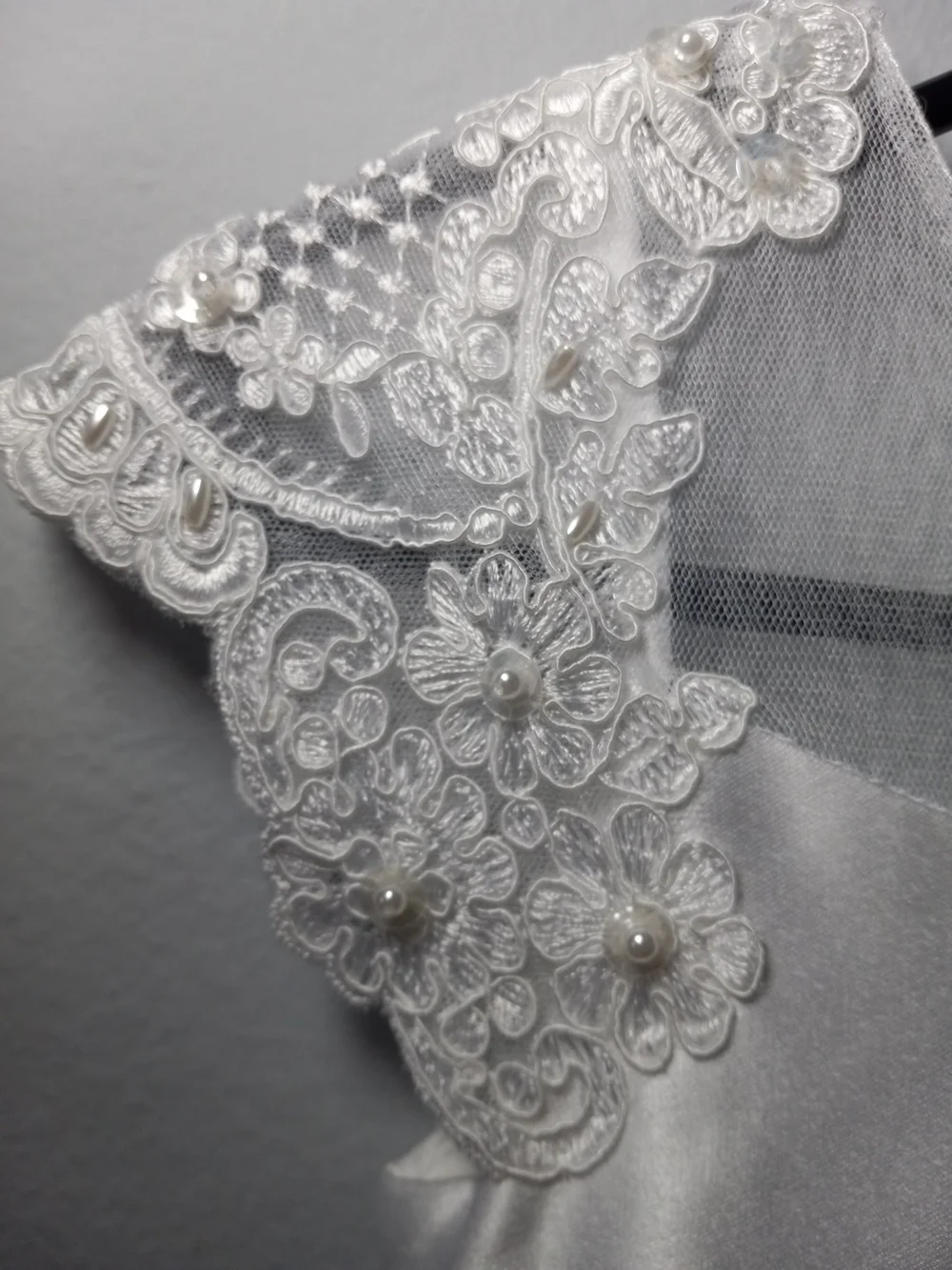 Bonnie Jean Wedding Flower Girl Or Communion White Satin Girls' Dress Size 7 - Picture 2 of 10